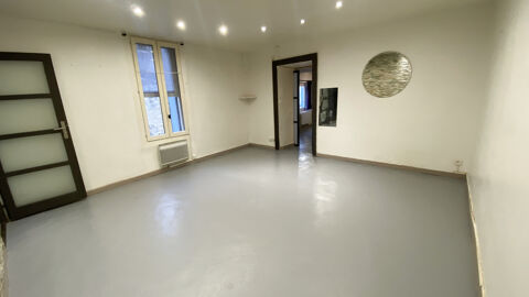   Maison de village F3 de 76 m2 habitables � Saussines Maison - 3 pi�ce(s) - 76 m�