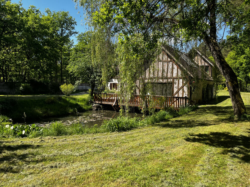 PROPRIÉTÉ DE 29HA DE BOIS AVEC ÉTANG