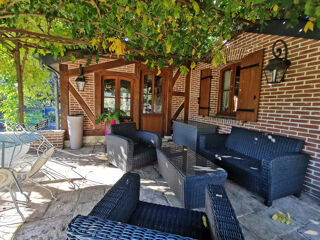  Propri�t�/ch�teau � vendre 7 pi�ces 320 m�