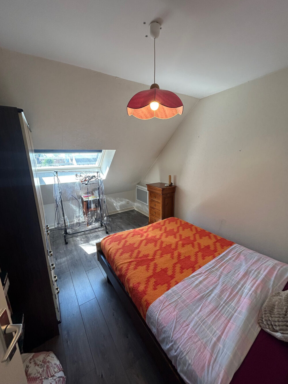 APPARTEMENT DEUX CHAMBRES PROCHE COMMODITÉS