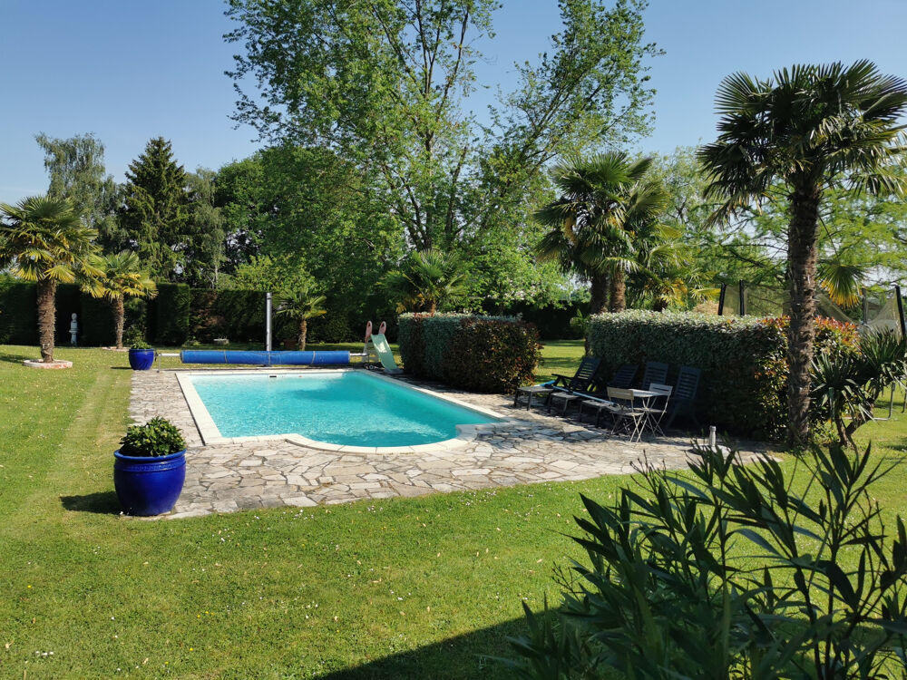 Vente Maison Belle maison familiale avec dépendance, piscine et grand terrain St julien sur cher