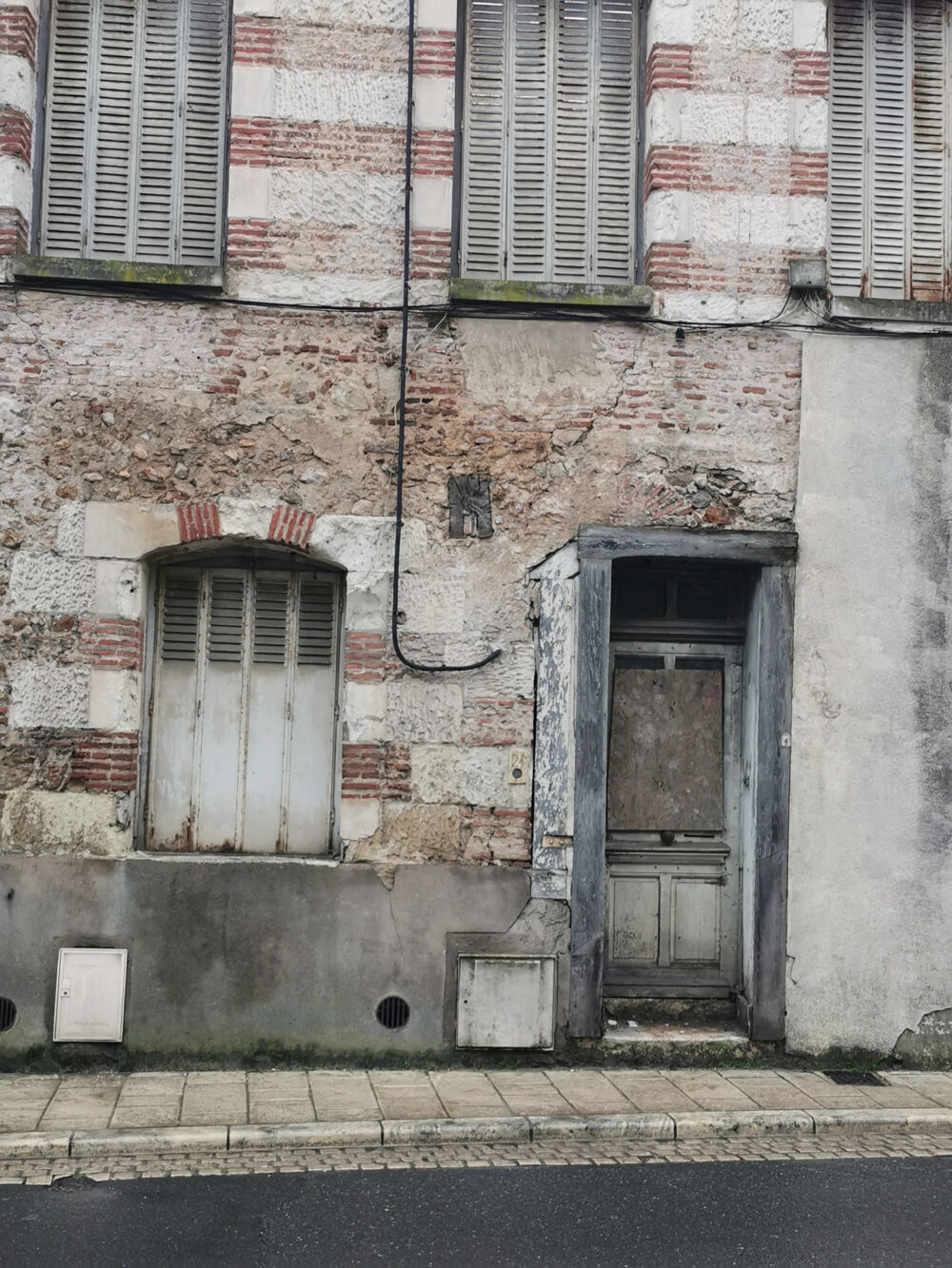 Immeuble entièrement à restaurer