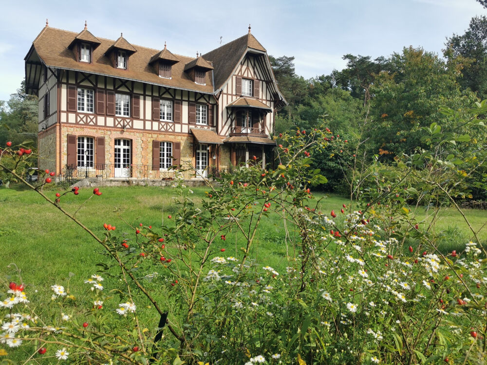BELLE DEMEURE SUR 9HA DE PARC