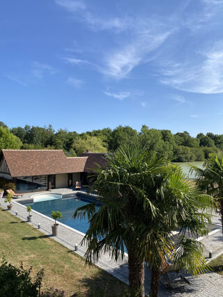  Propri�t�/ch�teau � vendre 15 + pi�ces 950 m�