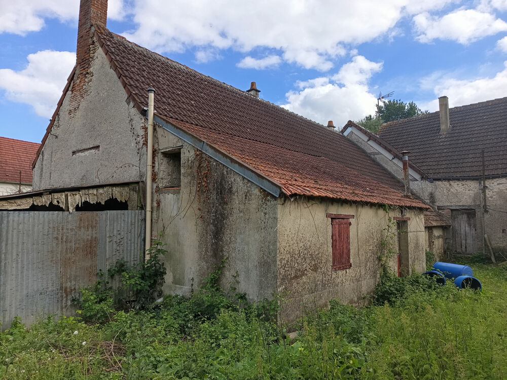 FERMETTE SUR 6320M2 DE TERRAIN
