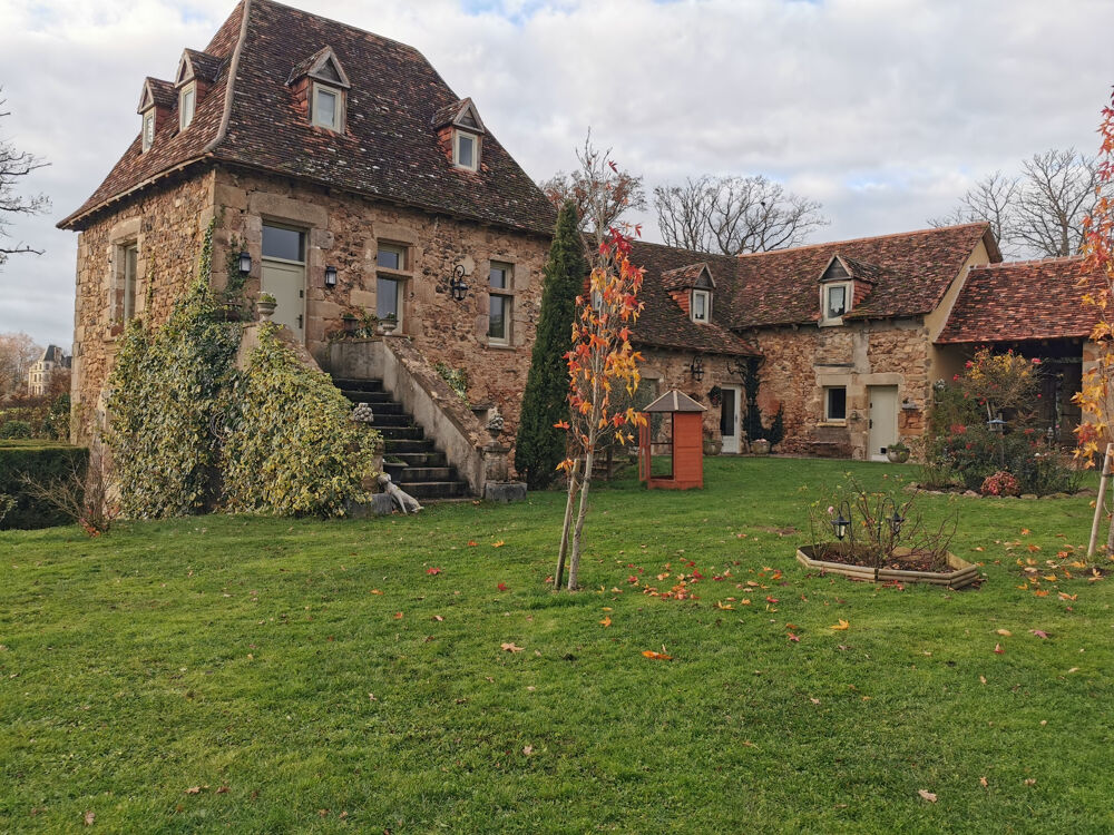 Maison 10 pièces 310 m² · à La Chatre · 310 m² · 699 600 €
