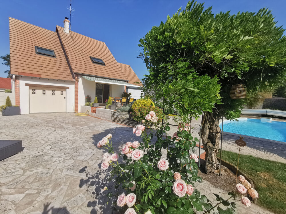 Vente Maison Maison Romorantin cinq chambres et piscine Romorantin lanthenay