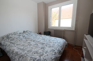  Appartement à louer 4 pièces 70 m²