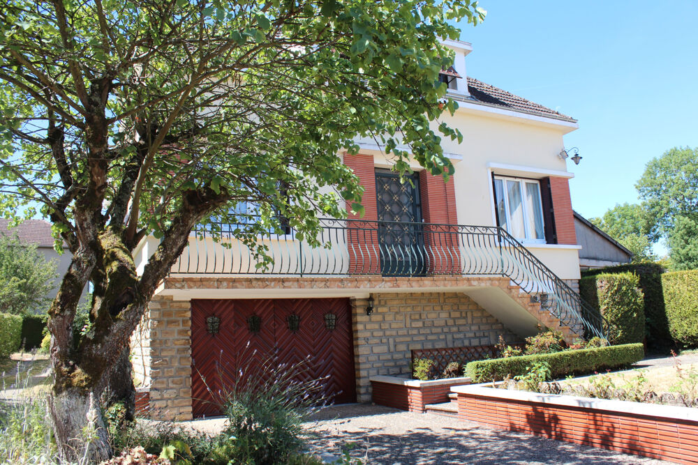 LA MACHINE, Maison familiale, proche commerces