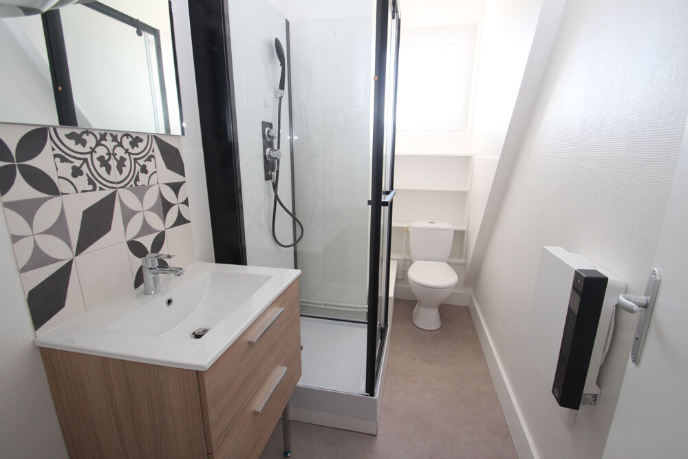 Location Appartement APPARTEMENT F2 36m2 DECIZE Decize