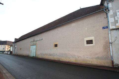 BATIMENT DE STOCKAGE 450m2 DECIZE 1500 58300 Decize