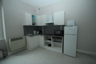  Appartement à louer 1 pièce 38 m²
