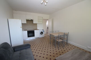  Appartement à louer 2 pièces 35 m²