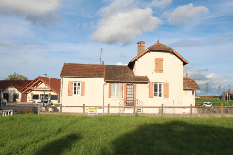   ENTRE DECIZE et BOURBON LANCY, charmante maison d'habitation Maison - 3 pice(s) - 69 m