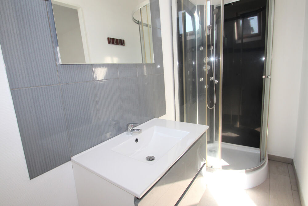 Location Duplex/Triplex DUPLEX F2 37m2 DECIZE Decize