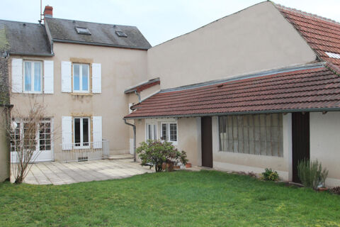   DECIZE, belle maison ancienne proche centre-ville et cit� scolaire Maison - 5 pi�ce(s) - 109 m�