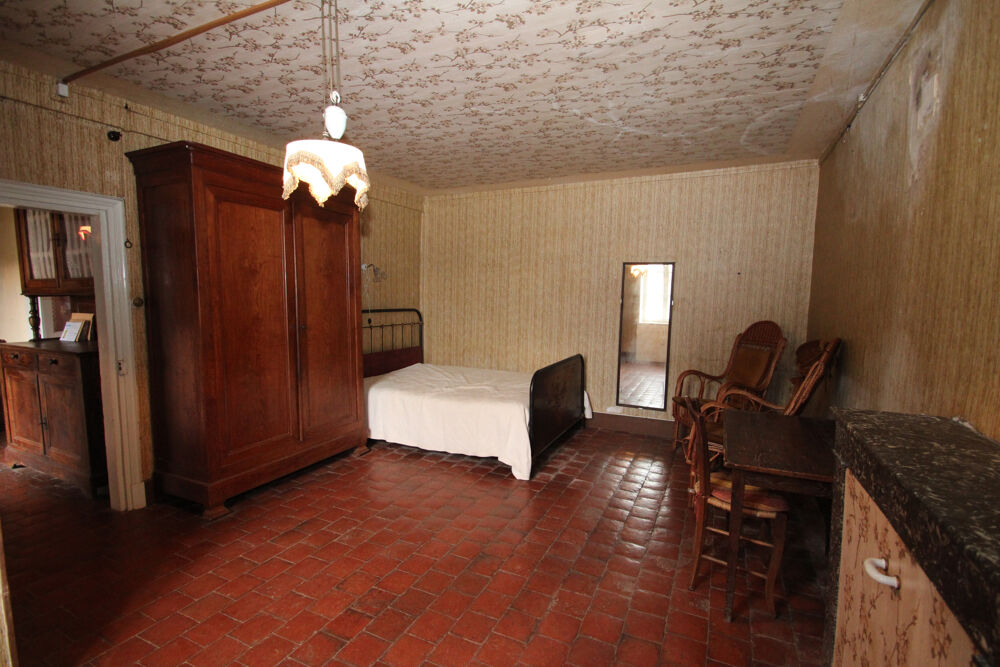 A CHAMPVERT, charmante petite maison de campagne