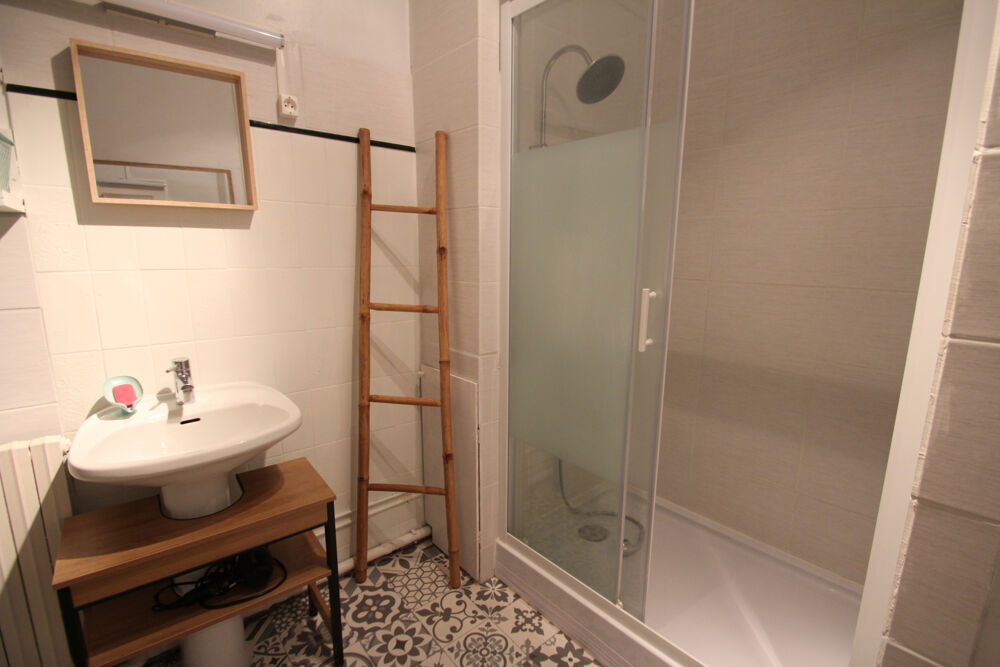 Vente Appartement Idéal investisseur ou professionnel souhaitant allier activité et logement Decize