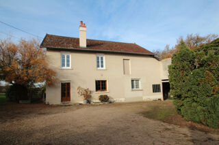  Maison  vendre 4 pices 279 m