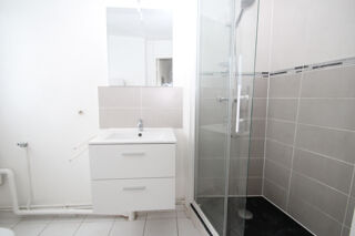  Appartement à louer 2 pièces 54 m²