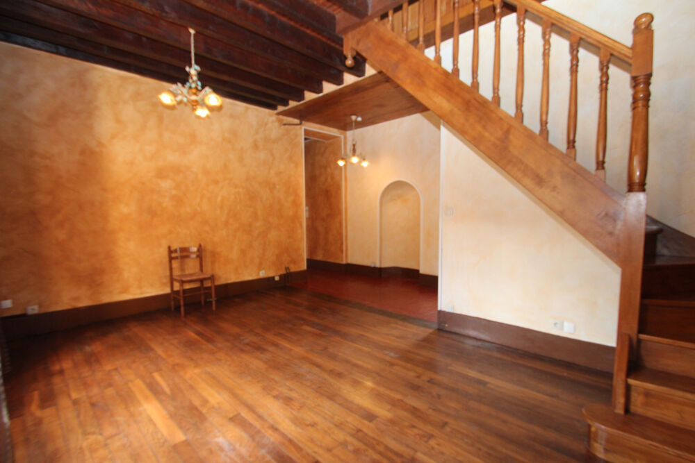 LA MACHINE, proche centre-ville maison ancienne 110 m2 habitables