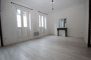  Appartement à louer 2 pièces 54 m²