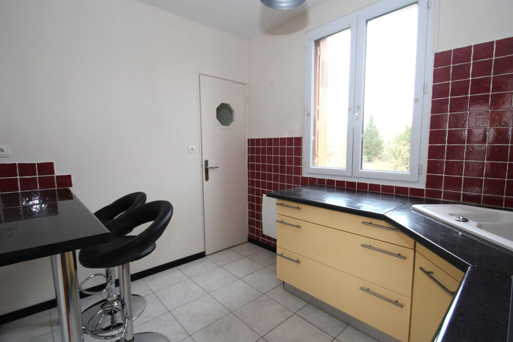 Location Appartement APPARTEMENT F3 58m2 DECIZE Decize