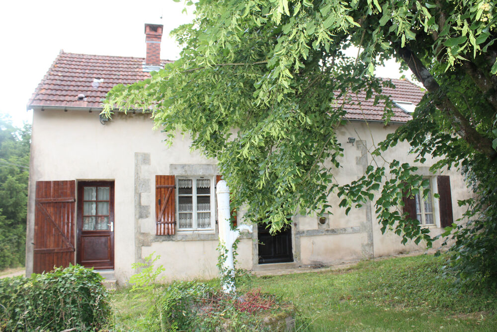 SUR L'AXE ST BENIN D'AZY-CHATILLON EN BAZOIS, Maison ancienne