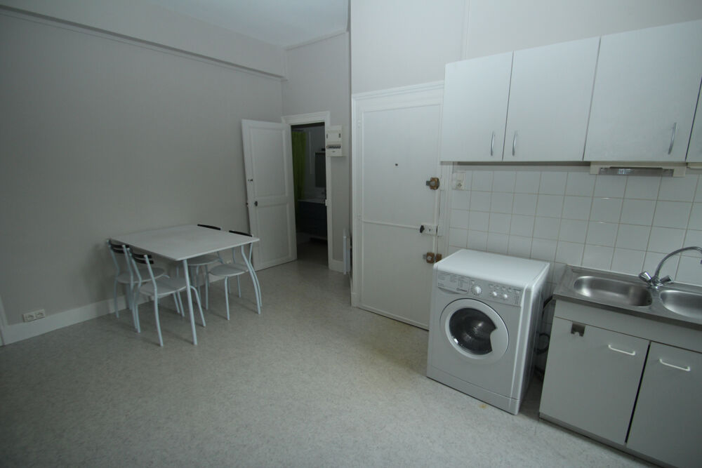 APPARTEMENT F1 BIS 38m2 DECIZE
