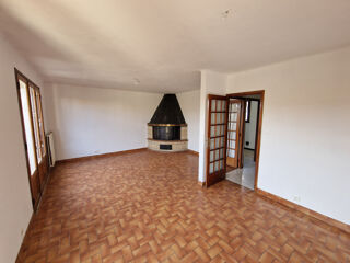  Maison  vendre 8 pices 160 m