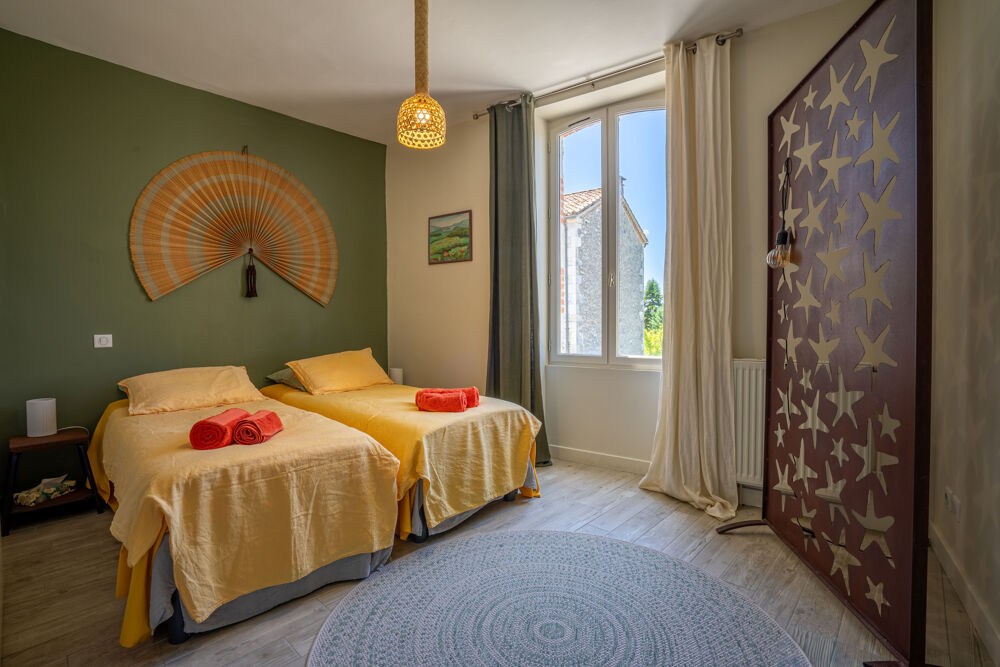 à vendre  Maison Montcuq (46800)