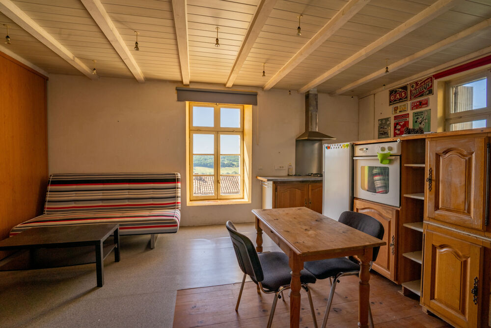 Vente Maison Maison de village en pierre d'env 80 m2 sur 3 étages et son petit jardin de 45 m2 Lauzerte
