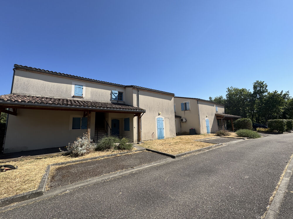 Vente Maison Ensemble résidentiel de 4 villas avec appartements indépendants sur un terrain de 4 008 m2 Montagudet