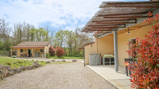 Maison 11 pièces 199 m² · à Lauzerte · 199 m² · 399 000 €