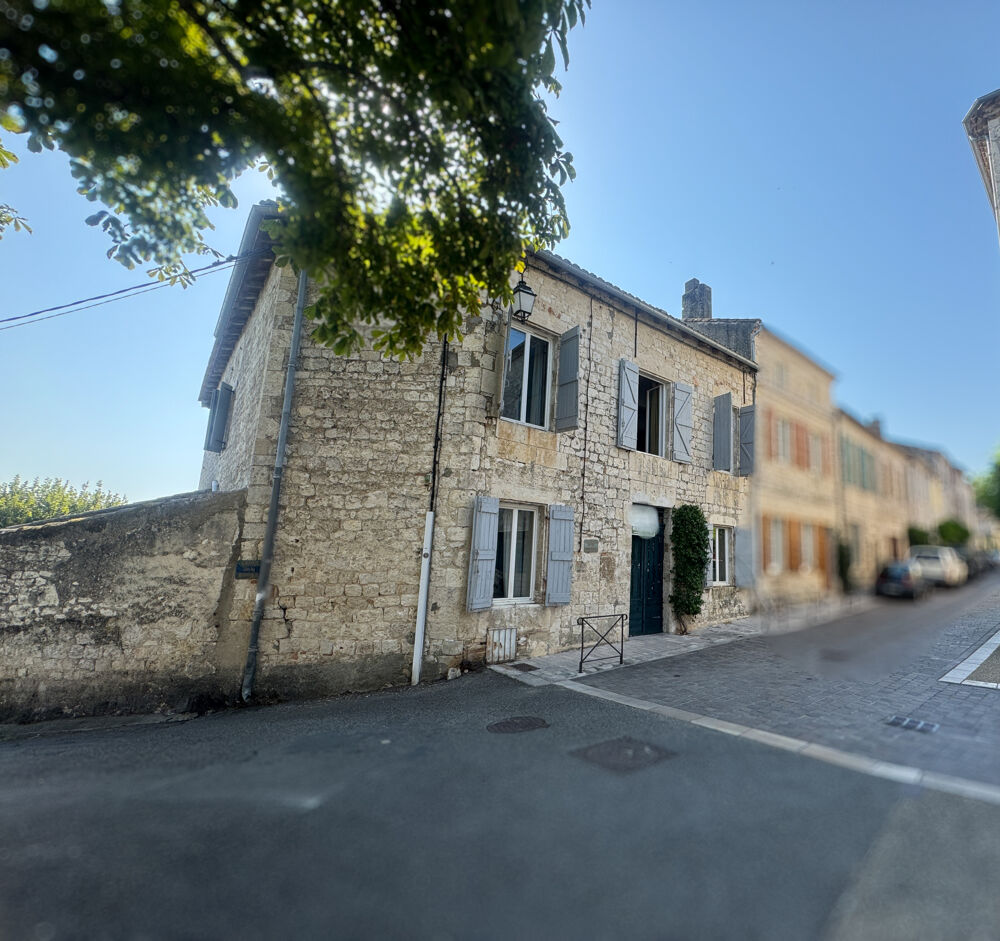 superbe maison en pierre de village d'env 300 m2 avec son jardin, dépendance et vue imprenable
