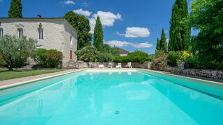 Propriété/château à vendre 15 + pièces 278 m²