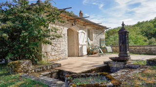  Propriété/château à vendre 15 + pièces 250 m²