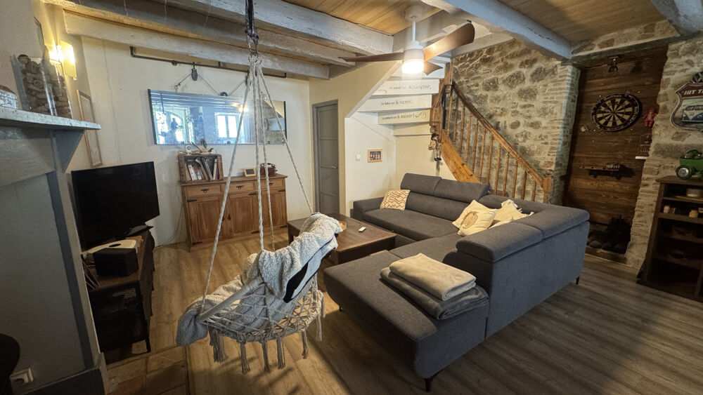 Maison en pierre au centre du village de Lauzerte toute rénovée de 95 m2