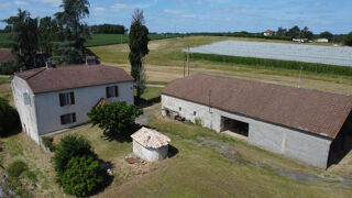  Propriété/château à vendre 7 pièces 165 m²