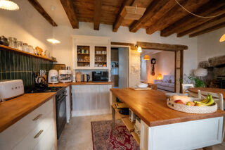  Propriété/château à vendre 8 pièces 227 m²