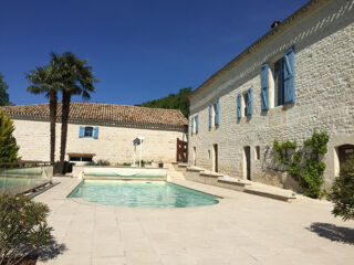  Maison � vendre 10 pi�ces 360 m�