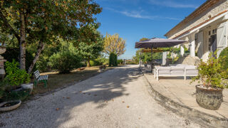  Propriété/château à vendre 14 pièces 510 m²