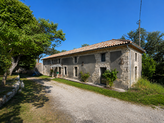  Ferme � vendre 7 pi�ces 251 m�