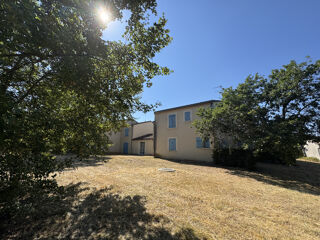  Maison à vendre 15 + pièces 1200 m²
