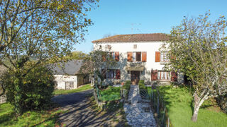 Maison 5 pièces 110 m² · à Bourg-de-Visa · 110 m² · 153 000 €