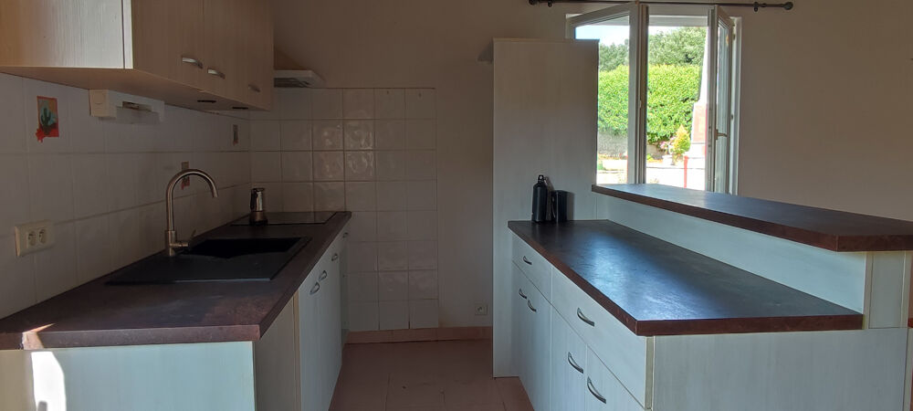 Maison de village avec 4 chambres, lumineuse avec jardin, à 20 min de Villeneuve et 15 min de Montaigu-de-Quer