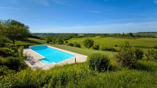  Propriété/château à vendre 15 + pièces 636 m²