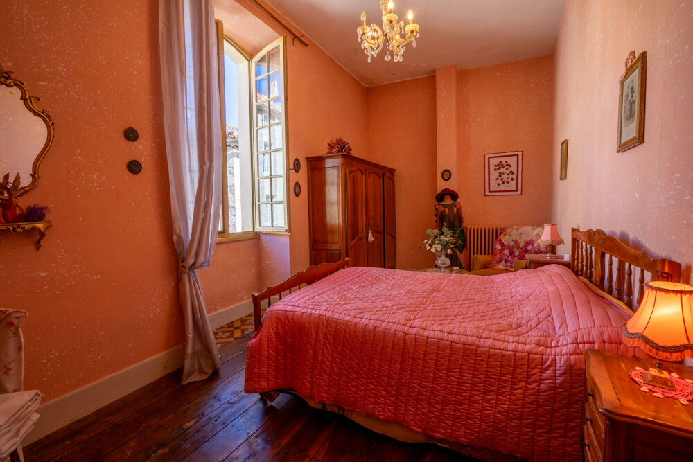 à vendre  Maison Montcuq (46800)