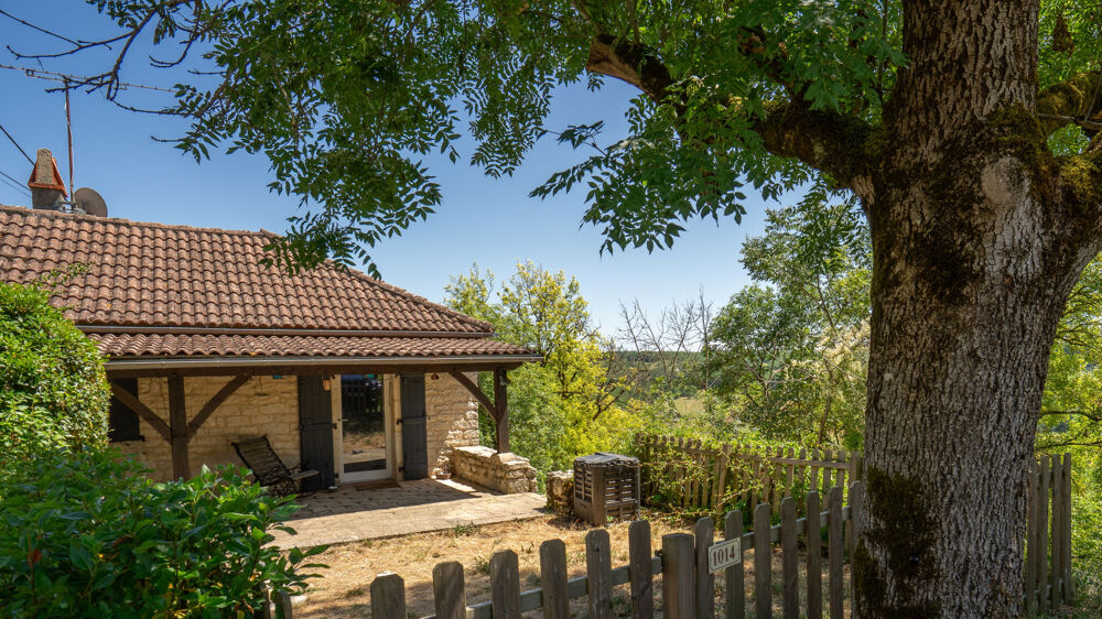 maison en pierre de 120 m2 sur un terrain de 4920 m2