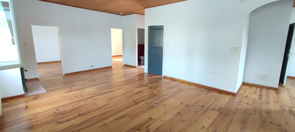 Maison de village avec 4 chambres, lumineuse avec jardin, à 20 min de Villeneuve et 15 min de Montaigu-de-Quer